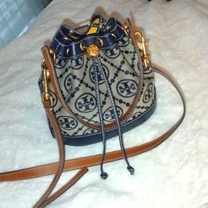 New Tory Burch bucket purse